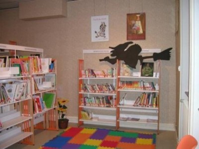 Bibliothèque de Cour et Buis Bibliothèque de Cour et Buis